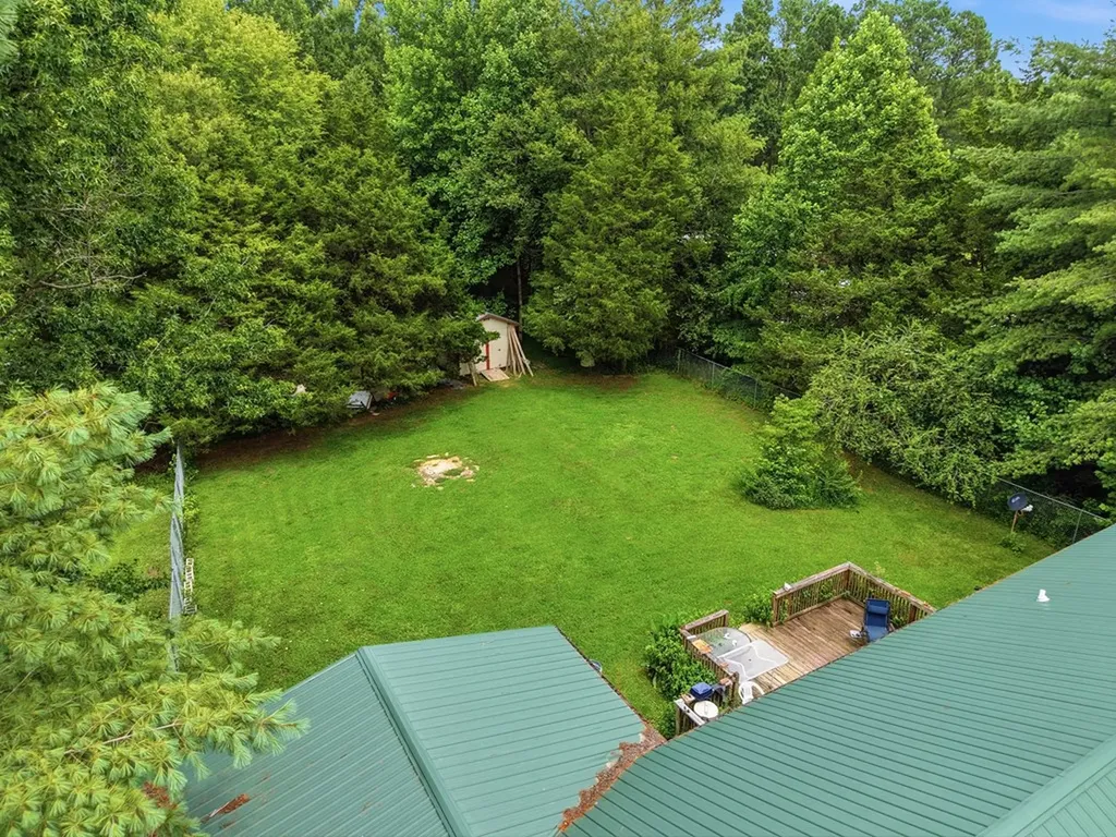 330 Deerfield Road Sparta TN 38583