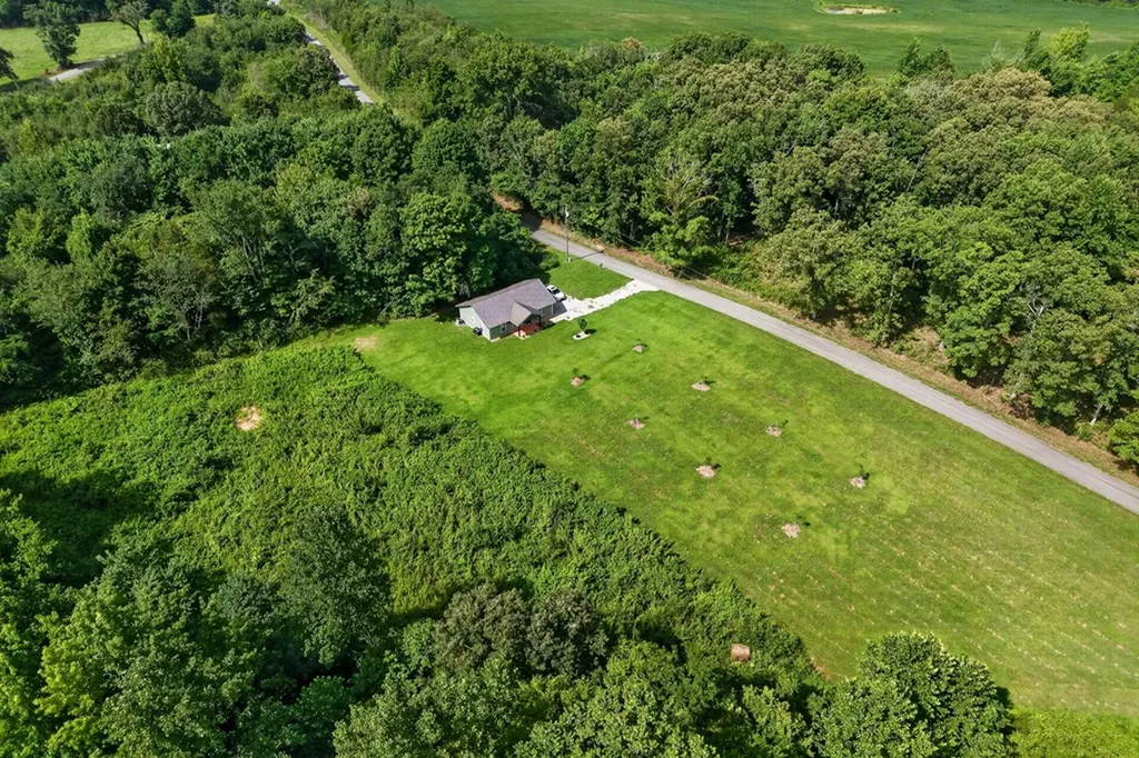 259 Jim Warren Road Mcminnville TN 37110