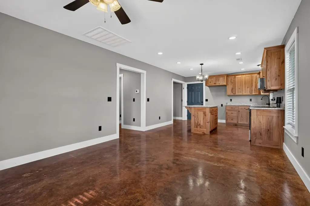259 Jim Warren Road Mcminnville TN 37110