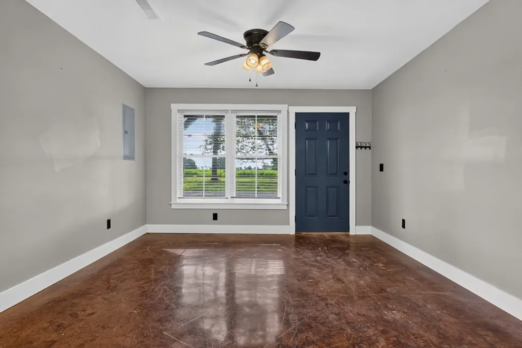 259 Jim Warren Road Mcminnville TN 37110