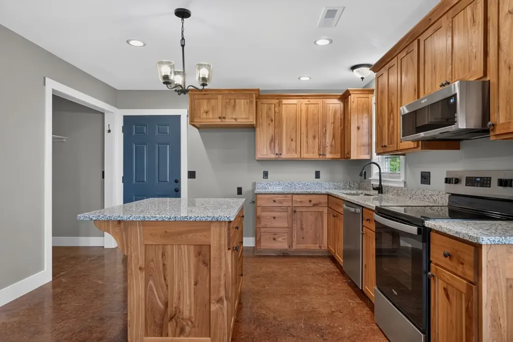 259 Jim Warren Road Mcminnville TN 37110