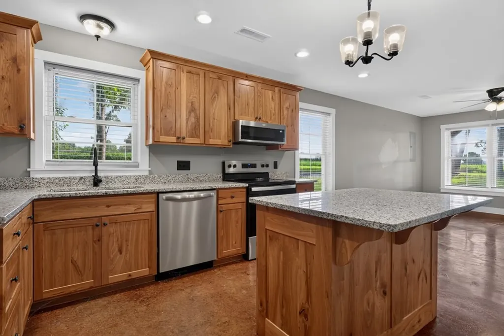 259 Jim Warren Road Mcminnville TN 37110