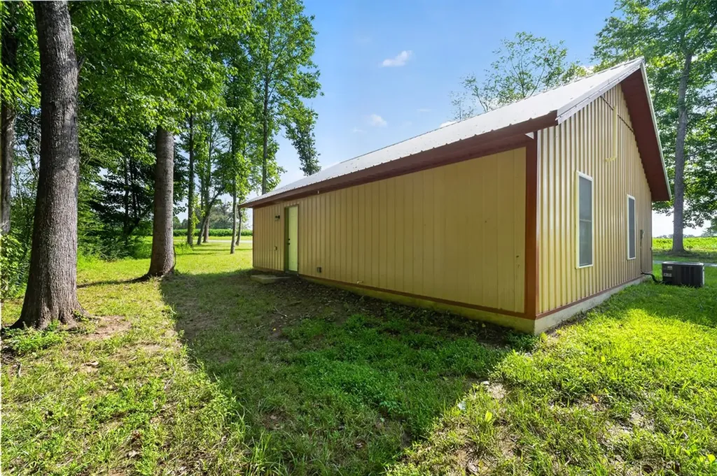 259 Jim Warren Road Mcminnville TN 37110