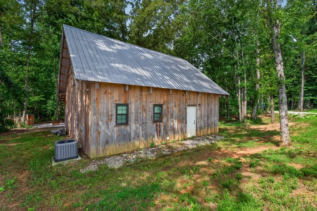 259 Jim Warren Road Mcminnville TN 37110
