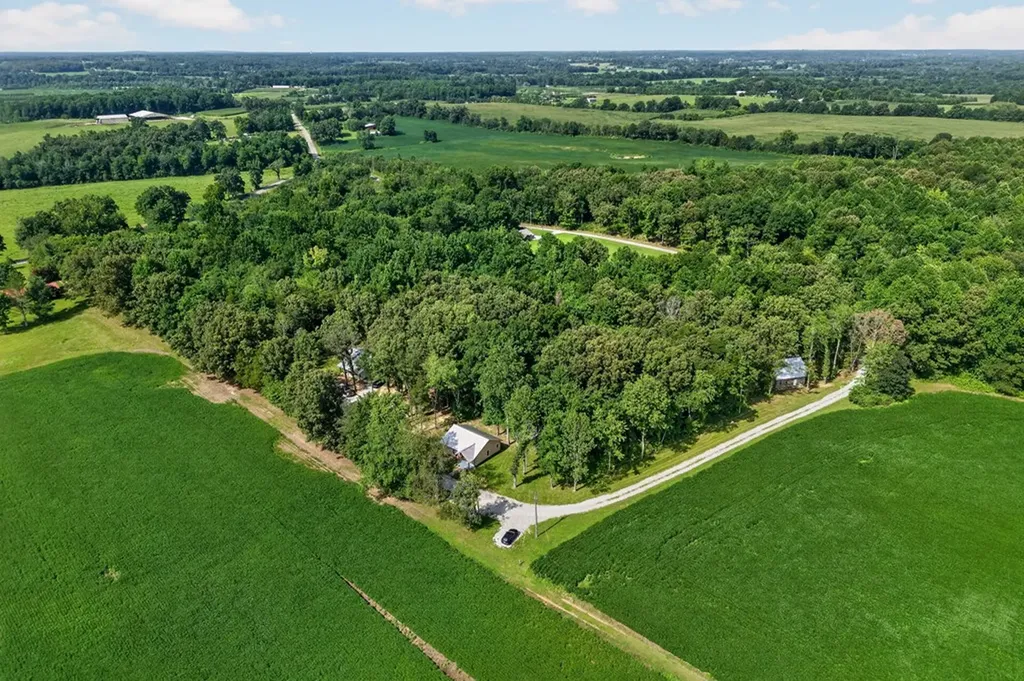 259 Jim Warren Road Mcminnville TN 37110