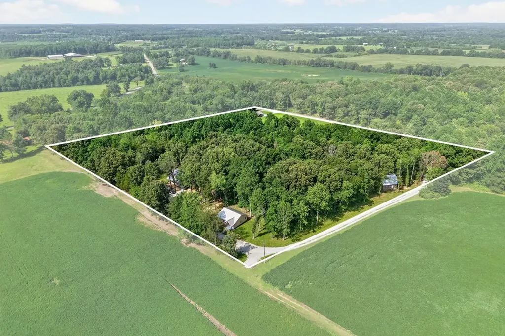 259 Jim Warren Road Mcminnville TN 37110