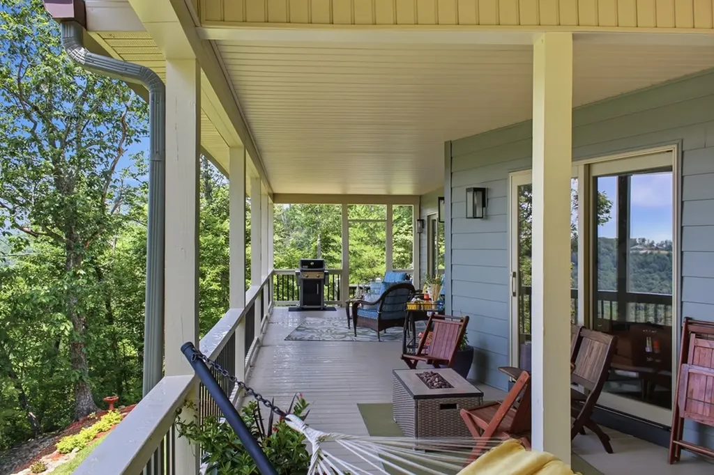 583 SW Cliff Park Road Monterey TN 38574