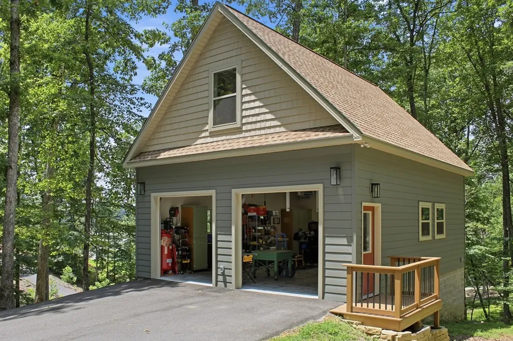 583 SW Cliff Park Road Monterey TN 38574
