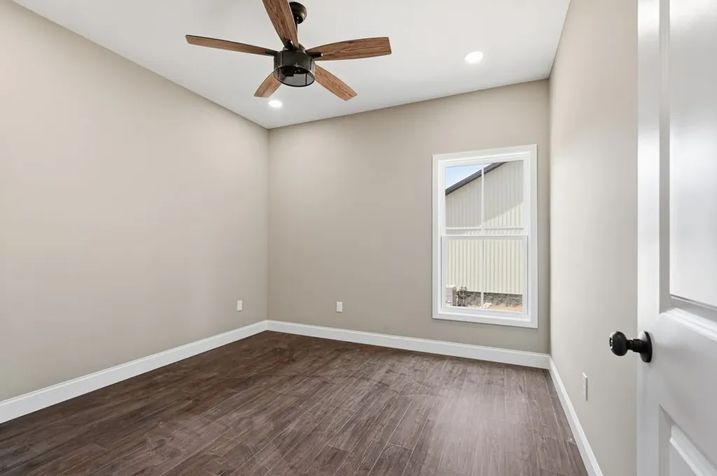 129 Oakley Estates Road Allons TN 38541