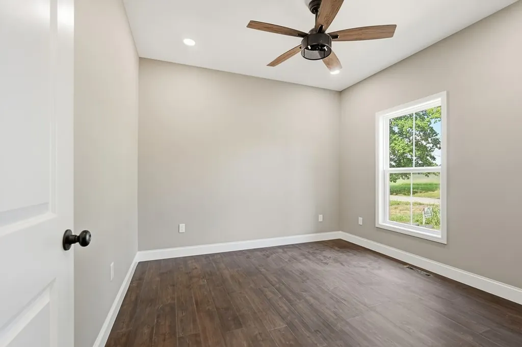 129 Oakley Estates Road Allons TN 38541