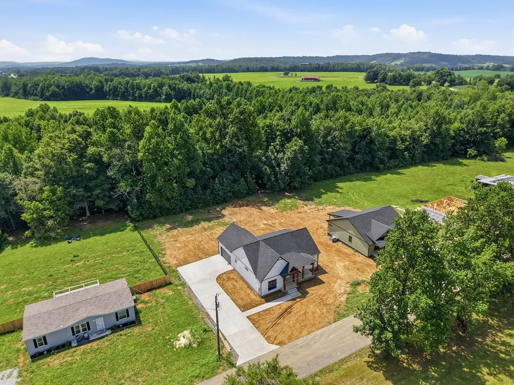 129 Oakley Estates Road Allons TN 38541