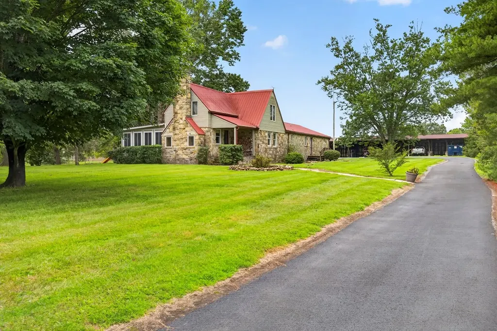 1705 Open Range Road Crossville TN 38555