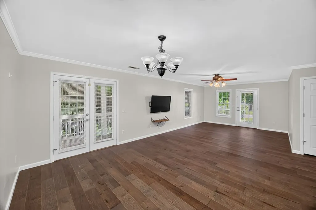 501 Forrest Cove Cookeville TN 38501