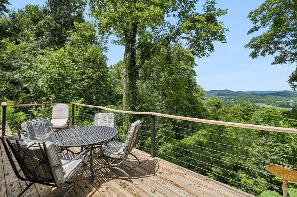 225 Grishom Lane Granville TN 38564