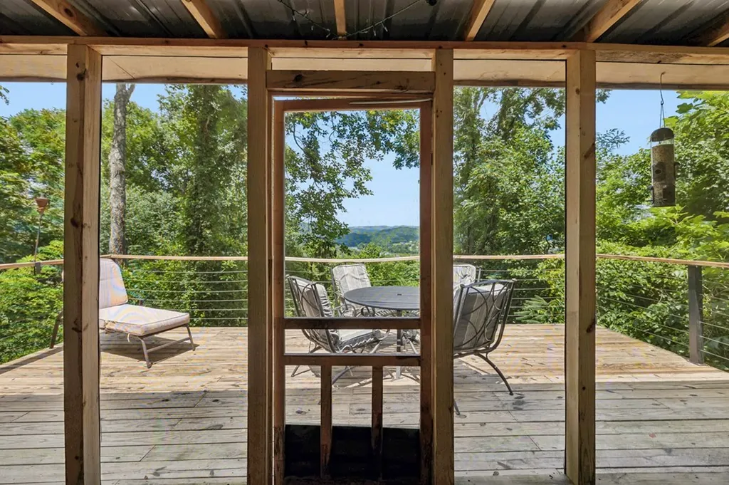 225 Grishom Lane Granville TN 38564