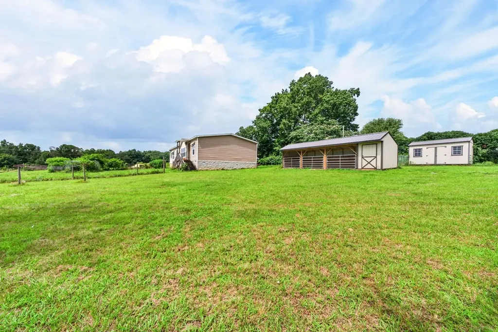 232 Eli Ford Road Crossville TN 38571