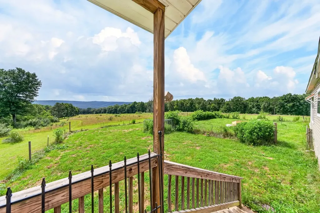 232 Eli Ford Road Crossville TN 38571