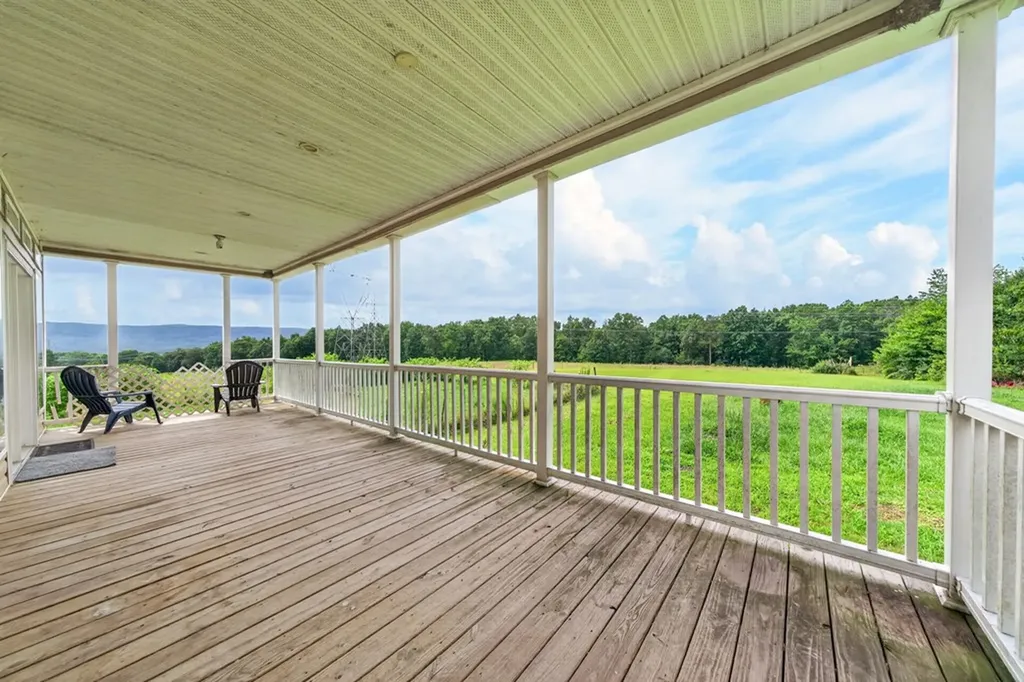 232 Eli Ford Road Crossville TN 38571