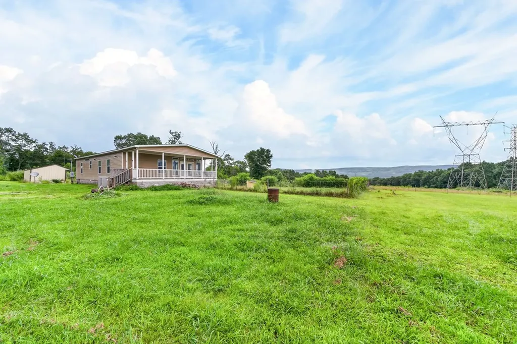 232 Eli Ford Road Crossville TN 38571