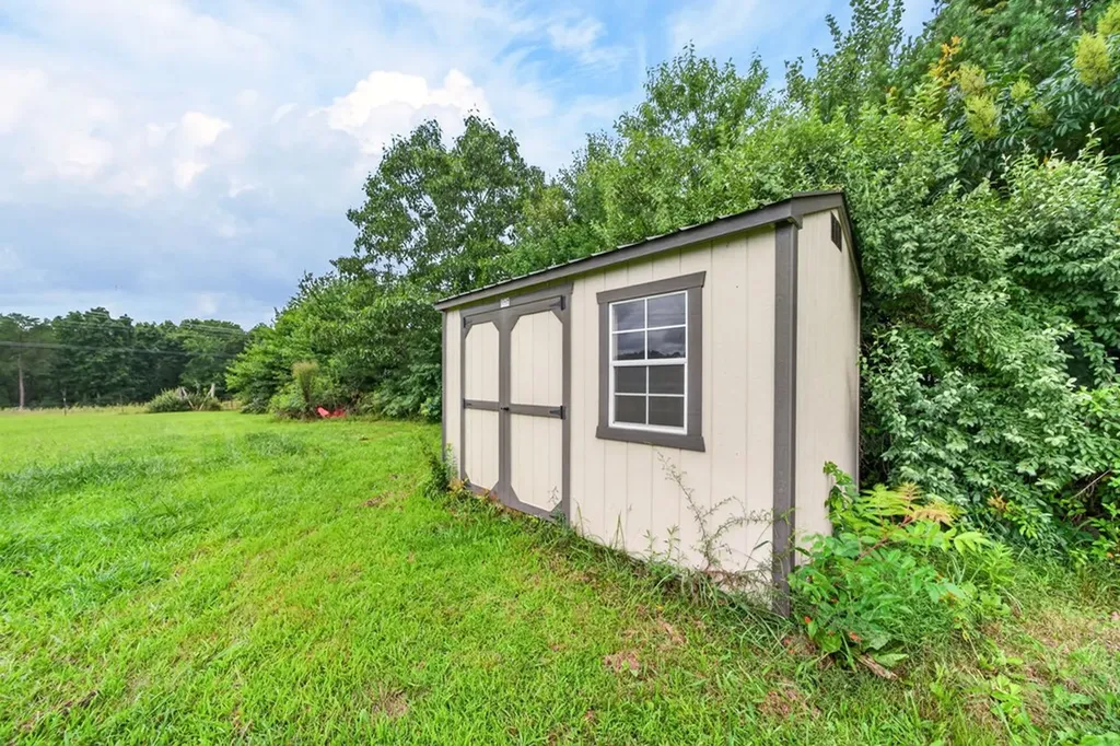 232 Eli Ford Road Crossville TN 38571