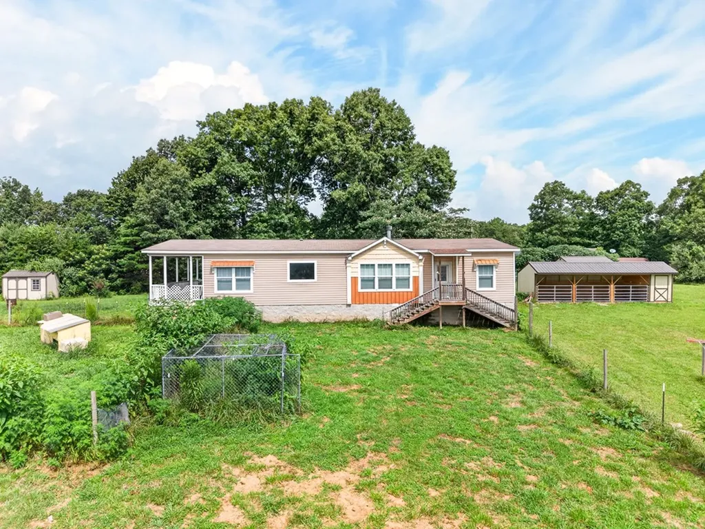 232 Eli Ford Road Crossville TN 38571