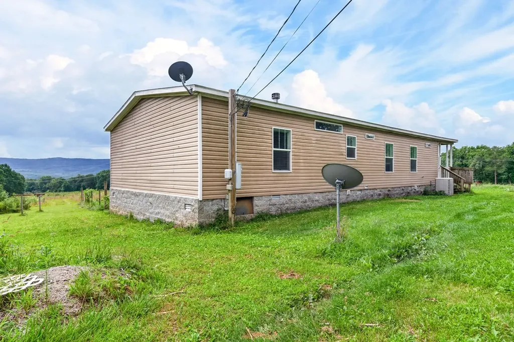 232 Eli Ford Road Crossville TN 38571