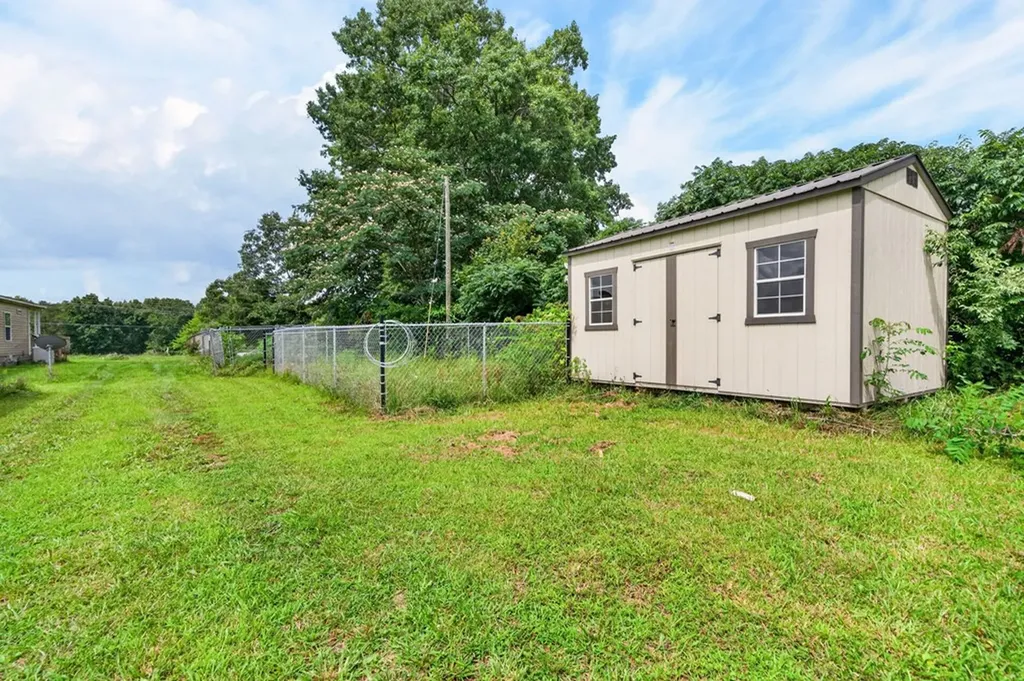 232 Eli Ford Road Crossville TN 38571