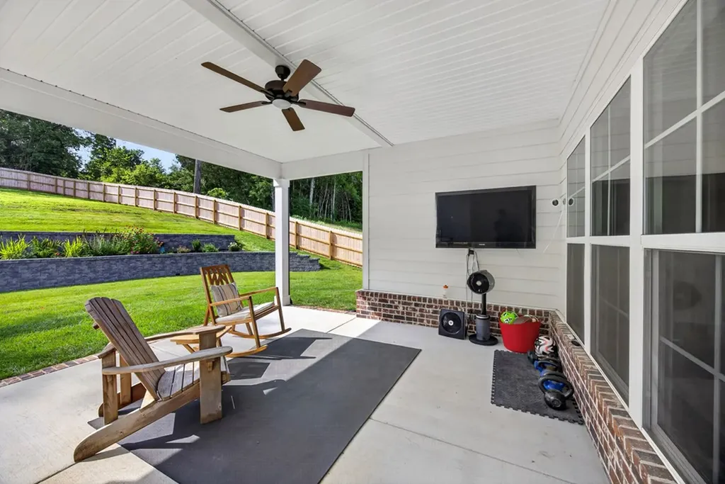 545 Bridle Path Lane Hartsville TN 37074