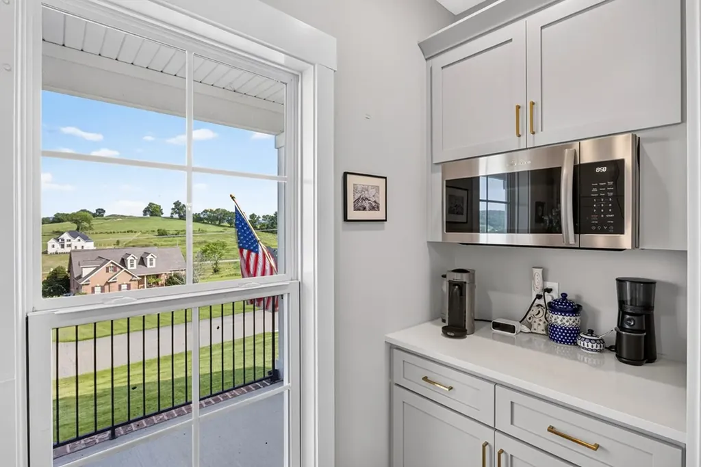 545 Bridle Path Lane Hartsville TN 37074