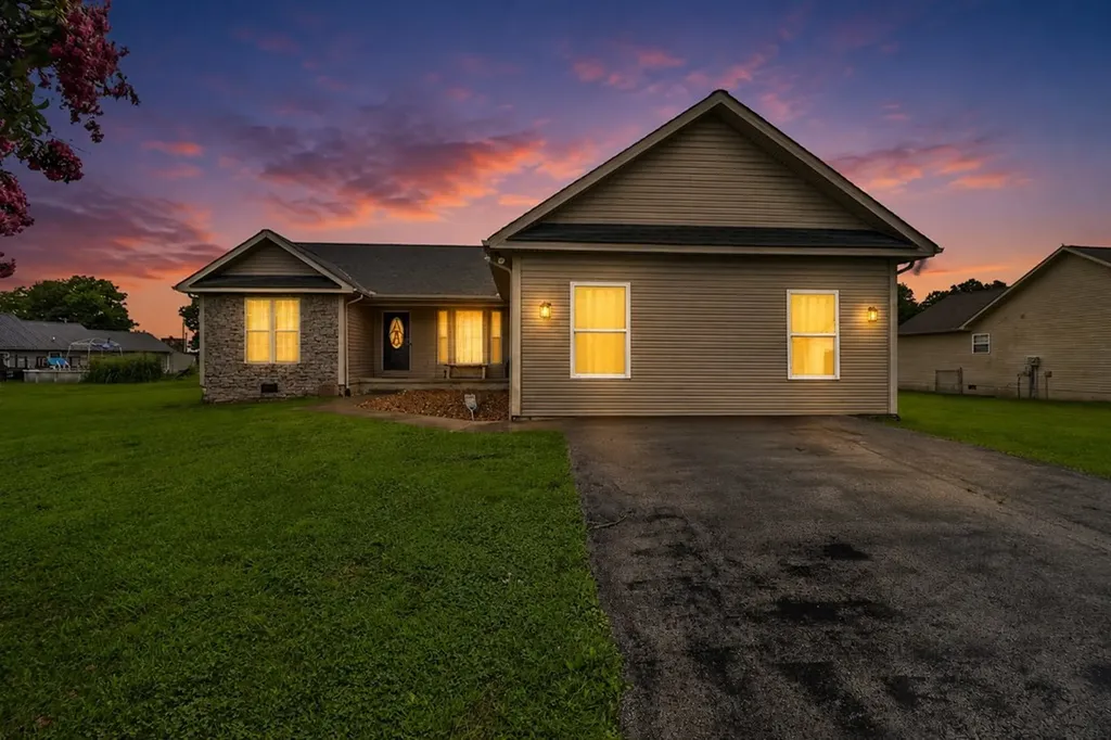 67 Lakyn Drive Crossville TN 38571