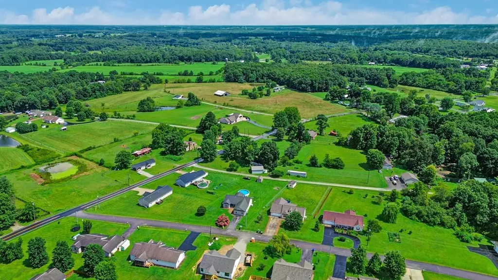 67 Lakyn Drive Crossville TN 38571