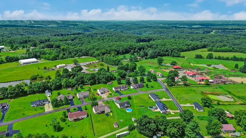 67 Lakyn Drive Crossville TN 38571