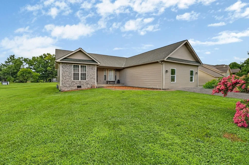 67 Lakyn Drive Crossville TN 38571