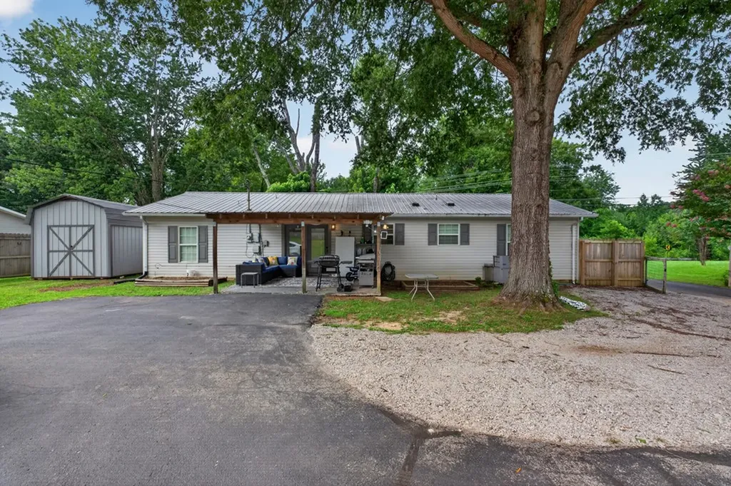357 Old Qualls Road Cookeville TN 38506