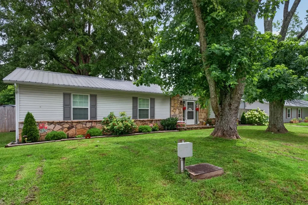 357 Old Qualls Road Cookeville TN 38506