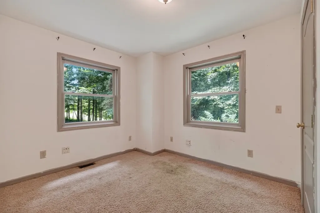 2946 Pen Hook Road Monterey TN 38574