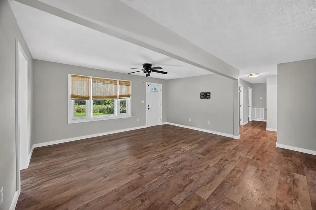 221 England Hollow Road Gainesboro TN 38562