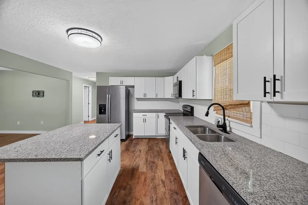 221 England Hollow Road Gainesboro TN 38562