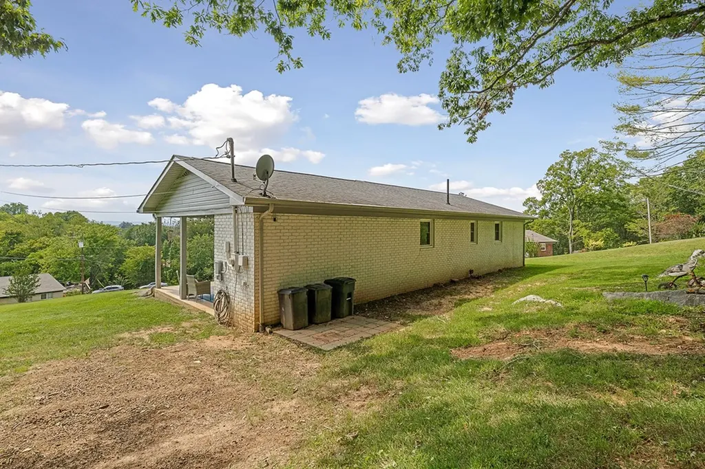 229 Burton Road Sparta TN 38583