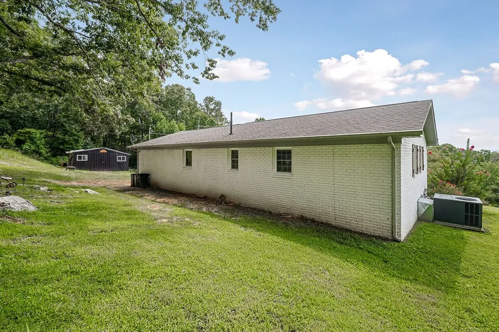 229 Burton Road Sparta TN 38583