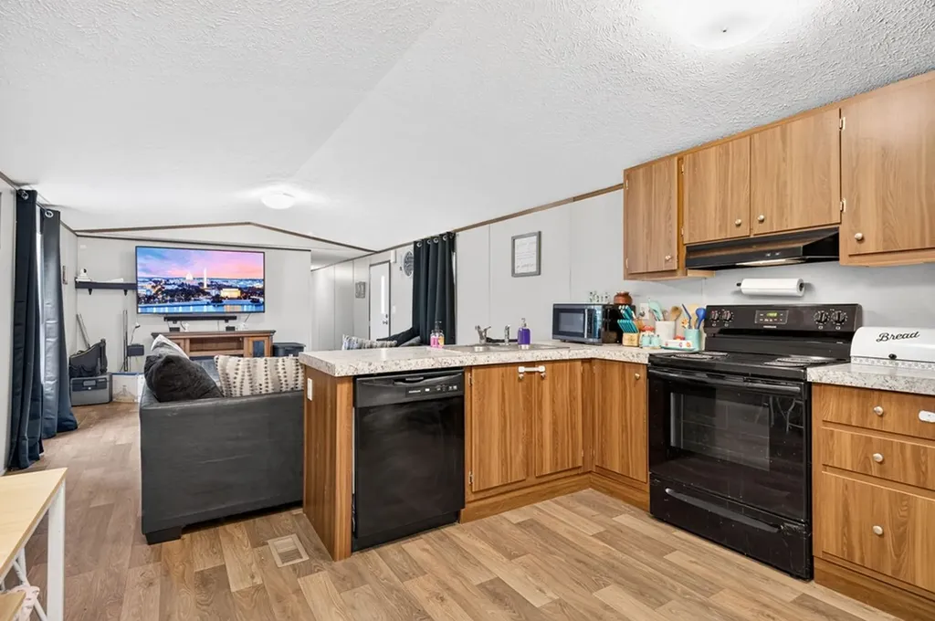 460 Jim Garrett Road Monterey TN 38574-3859