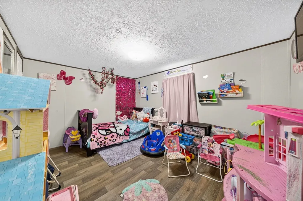 460 Jim Garrett Road Monterey TN 38574-3859