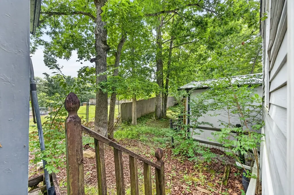 9227 Cherokee Trail Crossville TN 38572