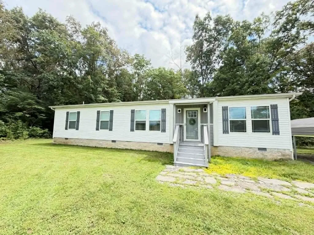 381 Dixon Road Crossville TN 38571