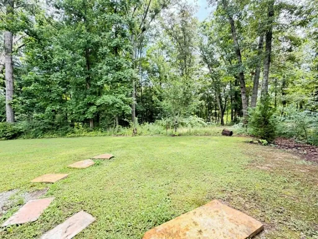 381 Dixon Road Crossville TN 38571
