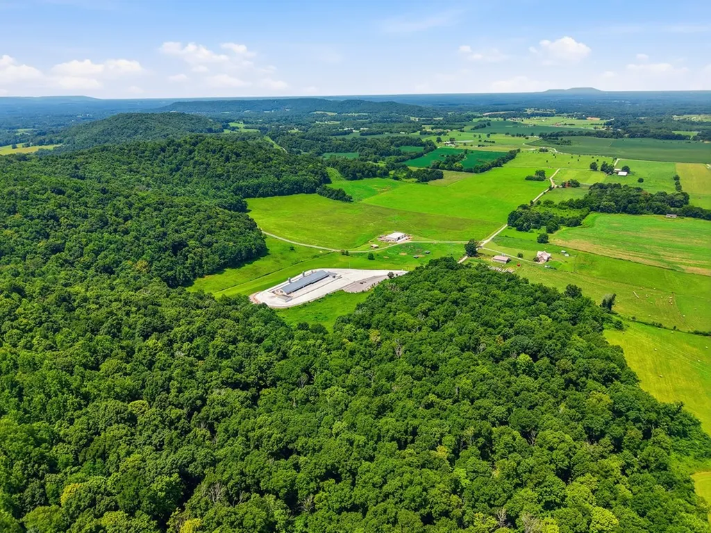 13 Ac Moore Cove Road Sparta TN 38583