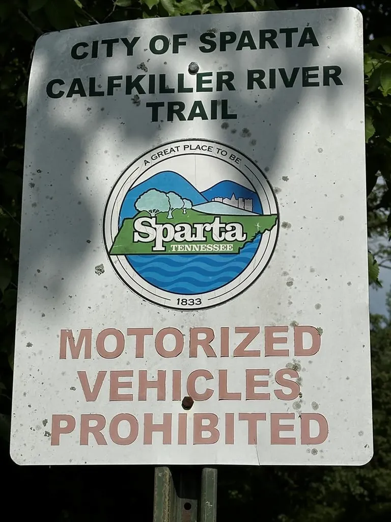 23 S Carter Street Sparta TN 38583-1925