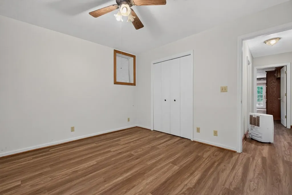 240 Hash Lane Rock Island TN 38581