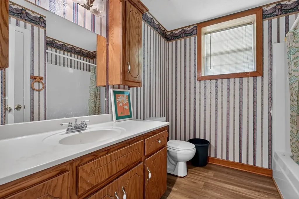 240 Hash Lane Rock Island TN 38581