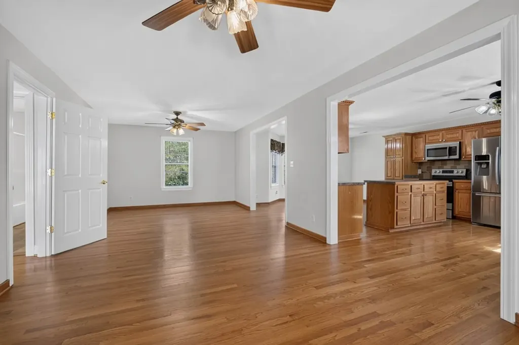 240 Hash Lane Rock Island TN 38581